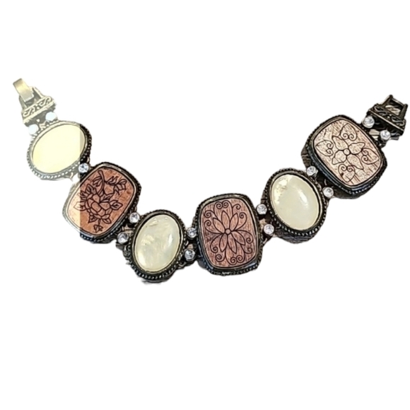Vintage Engraved Wood and Opal Inset Bracelet Brass Hardware Retro Faux Stone - Picture 2 of 5